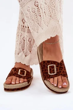 Klapki Damskie Na Platformie Ze Złotą Klamrą Panterka Selira