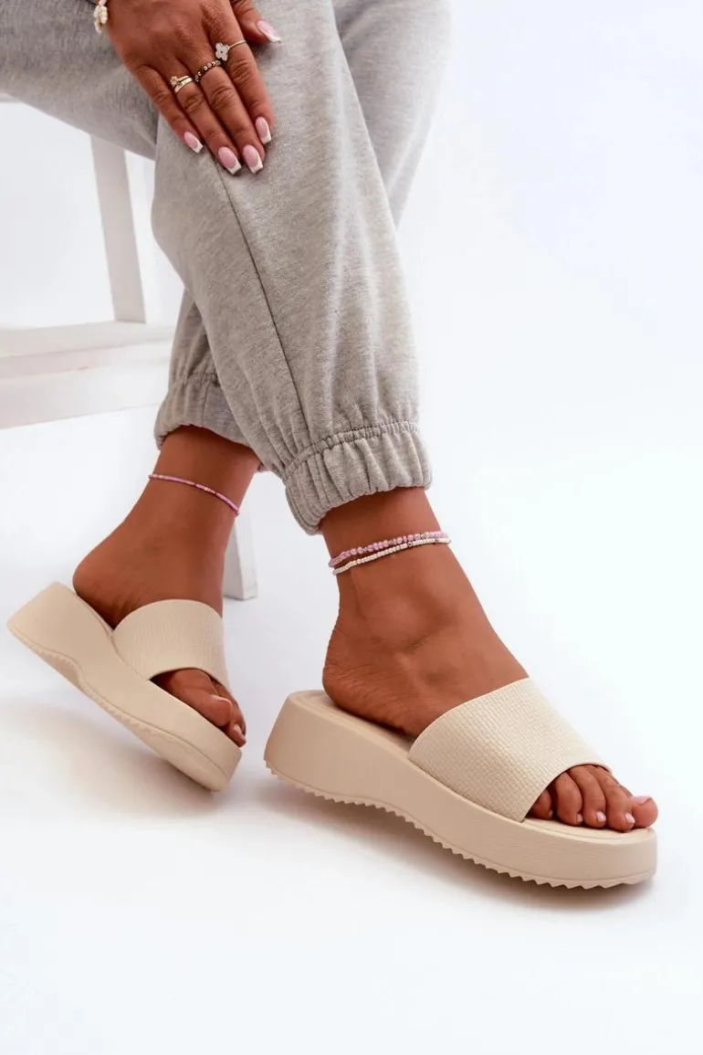 Klapki Damskie Na Platformie I Koturnie Jasnobeżowe Vimarils