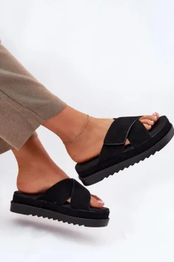 Klapki Damskie Na Platformie Z Przeplatającymi Się Paskami Czarne Rinasara