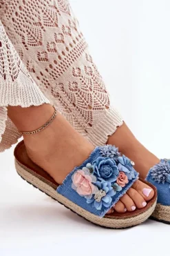 Klapki Damskie Na Platformie Z Plecionką I Kwiatkami Niebieskie Chellia