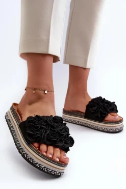 Klapki Damskie Na Platformie Ozdobione Kwiatkami Czarne Nodina