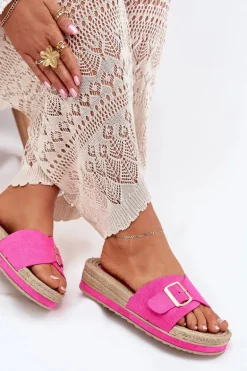 Klapki Damskie Na Platformie Ze Złotą Klamrą Fuksja Selira