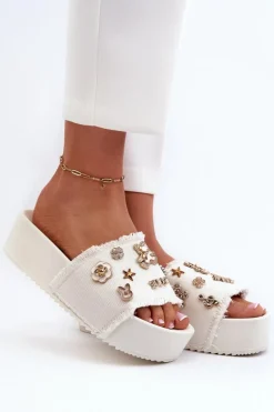 Klapki Damskie Na Platformie Z Przypinkami Białe Zranesia