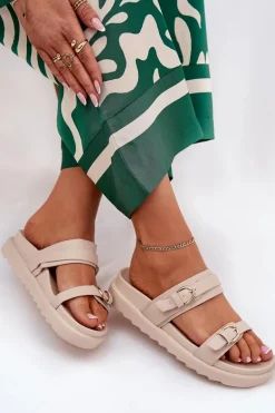 Klapki Damskie Na Platformie Ze Złotymi Klamrami Beżowe Wernone