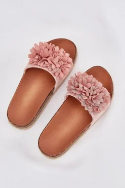 Klapki Damskie Na Platformie Z Ozdobnymi Kwiatkami Różowe Tessara