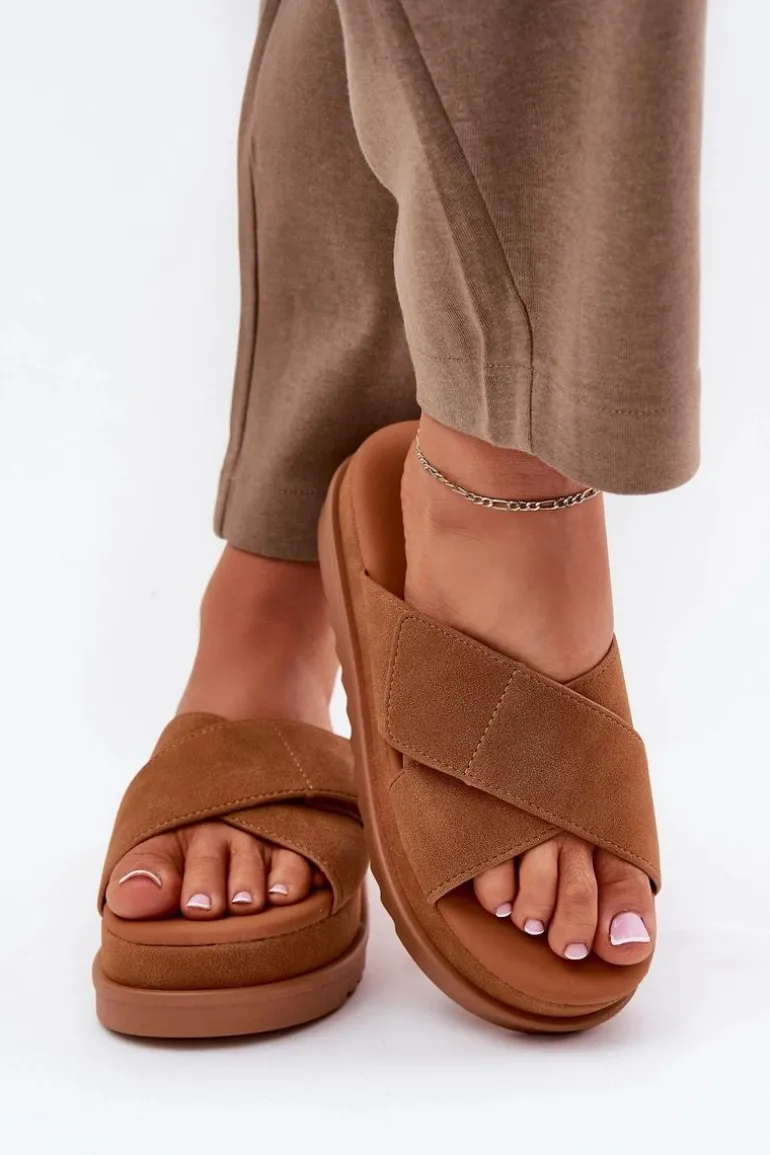 Klapki Damskie Na Platformie Z Przeplatającymi Się Paskami Camel Rinasara