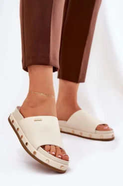 Klapki Damskie Na Platformie Z Ćwiekami Big Star RR274215 Beżowe