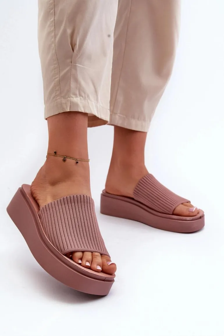 Klapki Damskie Na Platformie Sergio Leone SK083H Różowe