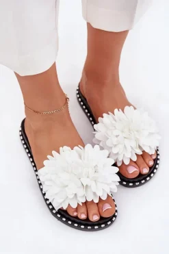 Klapki Damskie Ozdobione Kwiatami Białe Cellanen