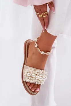 Klapki Damskie Płaskie Z Ozdobnymi Koralikami Beżowe Aricca