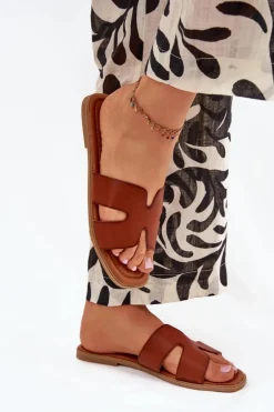 Klapki Damskie Płaskie Z Wycięciami Camel Salyra