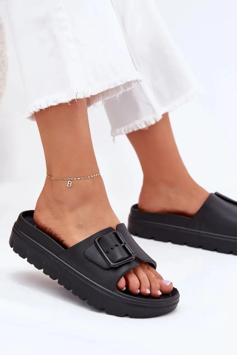 Klapki Damskie Piankowe Na Platformie Z Klamrą Czarne Viasara