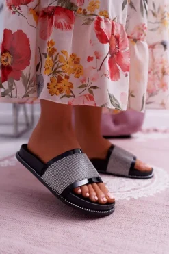 Klapki Damskie Profilowane Z Cyrkoniami Czarne Rentre