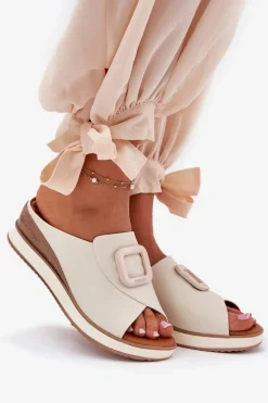 Klapki Damskie Skórzane Na Koturnie Artiker 56C2145 Jasnobeżowe