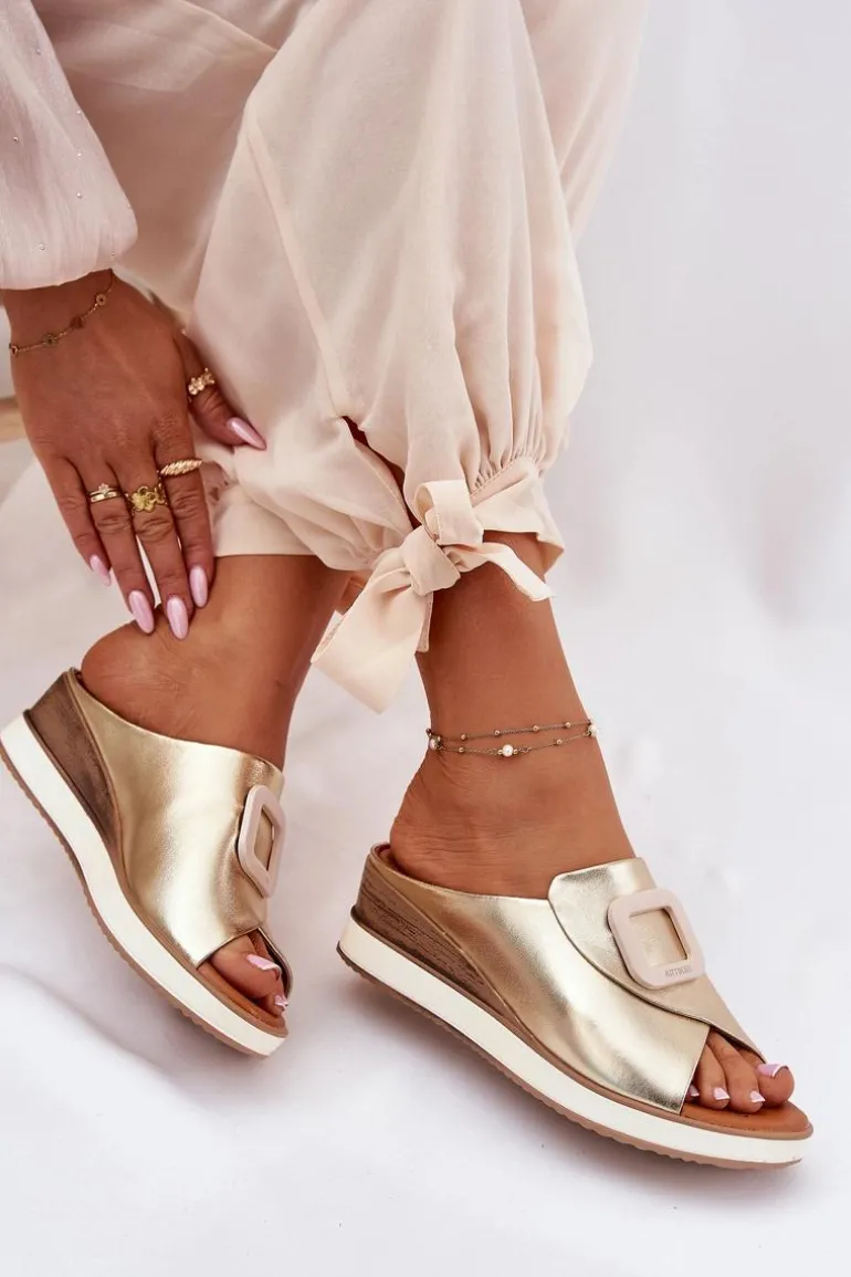 Klapki Damskie Skórzane Na Koturnie Artiker 56C2146 Złote