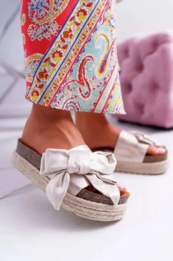 Klapki Damskie Vices Złote 6275