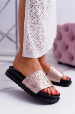 Klapki Damskie Z Cyrkoniami Champagne XTI 48821