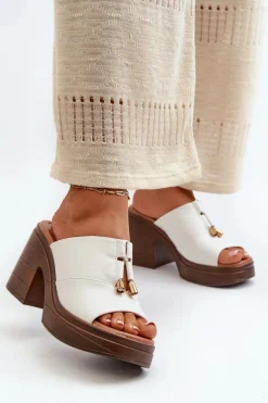 Klapki Damskie Z Eko Skóry Na Platformie I Klocku Białe Dafira