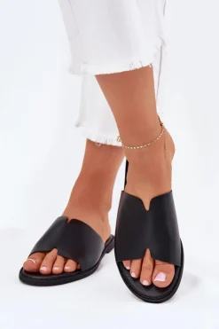 Klapki Damskie Z Eko Skóry Na Płaskim Obcasie Czarne Kalimira