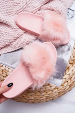 Klapki Damskie Z Futerkiem Jasny Róż Fur