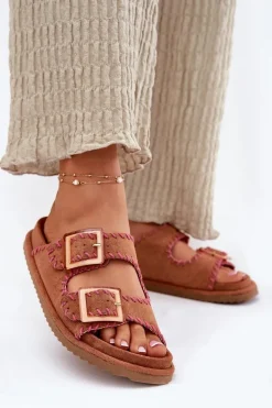 Klapki Damskie Z Klamrami I Ozdobnym Obszyciem Camel Visley