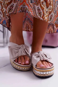 Klapki Damskie Z Kokardami Gruba Podeszwa Beżowe Milady