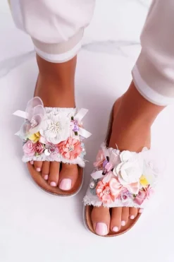 Klapki Damskie Z Kwiatami Białe Enrissa