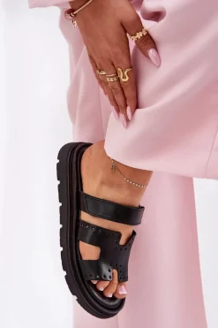 Klapki Damskie Z Naturalnej Skóry Na Platformie Zazoo 40440 Czarne