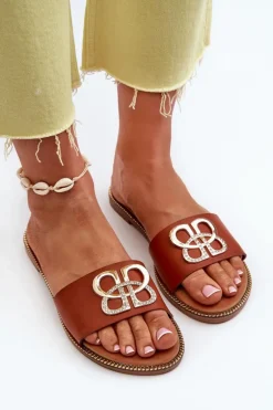 Klapki Damskie Z Ozdobą Eko Skórzane Na Płaskim Obcasie Brązowe Sadria