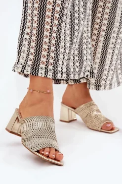 Klapki Damskie Z Plecionką Na Obcasie Złote Ciariloria