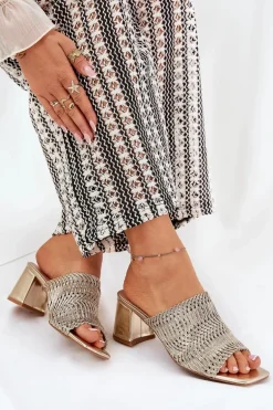 Klapki Damskie Z Plecionką Na Obcasie Złote Ciariloria