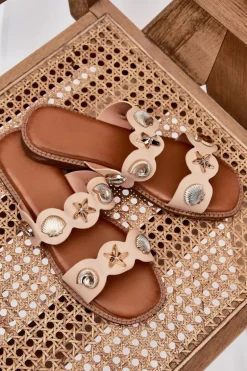 Klapki Damskie Ze Złotymi Przypinkami Beżowe Jenoriela