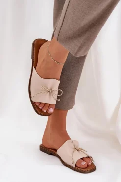 Klapki Na Płaskiej Podeszwie Z Ozdobną Kokardką Beżowe Deonelis