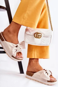 Klapki Na Platformie Beżowe So Comfy