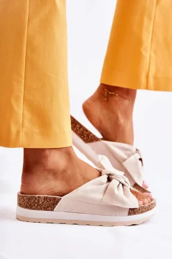 Klapki Na Platformie Beżowe So Comfy