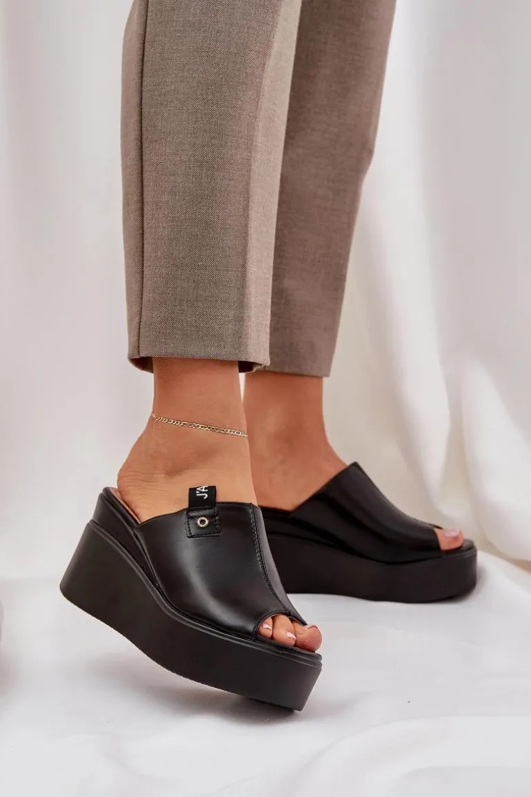 Klapki Na Platformie I Koturnie Eko Skórzane Czarne Eridoria