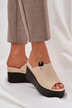 Klapki Na Platformie I Koturnie Eko Skórzane Beżowe Eridoria