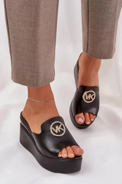 Klapki Na Platformie I Koturnie Z Ozdobą Czarne Nanessia