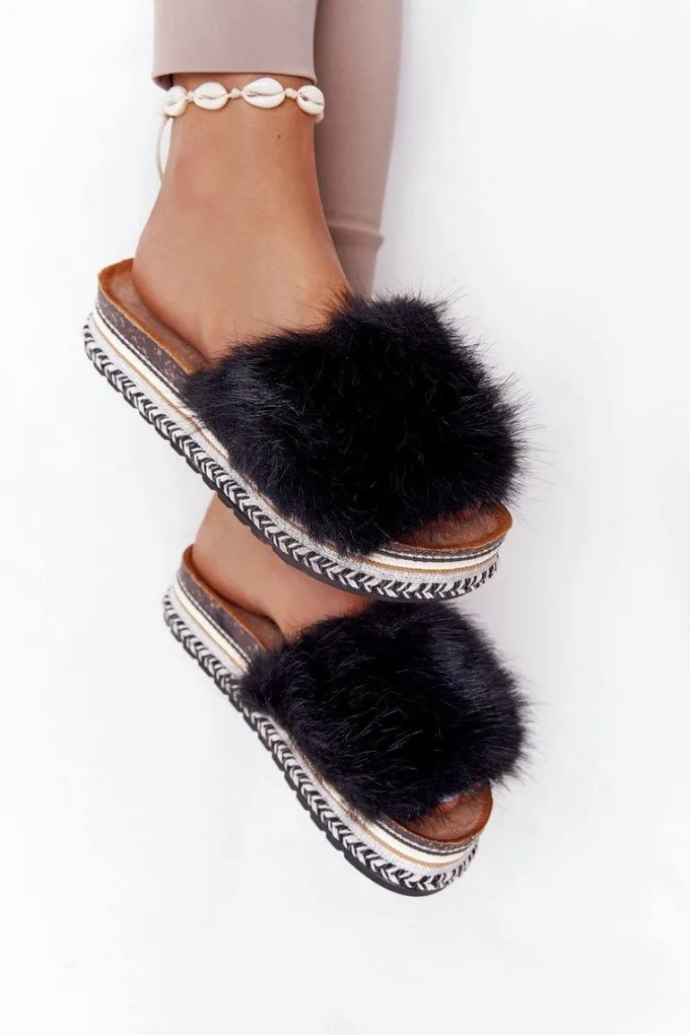 Klapki Na Platformie z Futerkiem Czarne Adventure