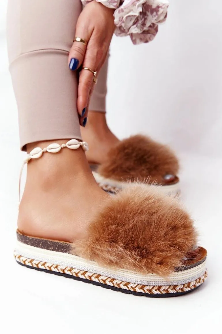 Klapki Na Platformie z Futerkiem Camel Adventure