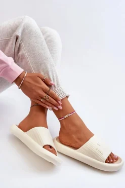 Klapki Piankowe Damskie Lekkie Jasnobeżowe Fenicva