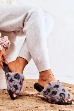 Klapki Z Futerkiem Gumowe Panterka Szare Noelle