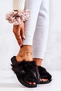 Klapki Z Futerkiem Gumowe Czarne Pollie