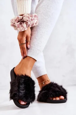 Klapki Z Futerkiem Gumowe Czarne Pollie