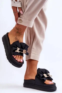 Klapki Z Kokardą I Ozdobnym Misiem Czarne Suzy