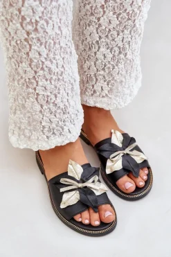 Klapki Z Ozdobą Skóra Naturalna Zazoo 3574/Z Czarne