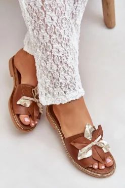 Klapki Z Ozdobą Skóra Naturalna Zazoo 3574/Z Camel