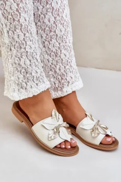 Klapki Z Ozdobą Skóra Naturalna Zazoo 3667 Białe