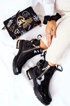 Klasyczne Botki Lakierowane Z Paskiem Czarne Lorie