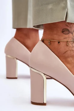 Klasyczne Czółenka Na Ozdobnym Słupku Beżowe Elizabeth